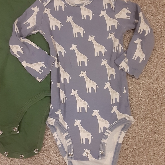 Carter's Onesies 18M Lot of 4 - Picture 3 of 10